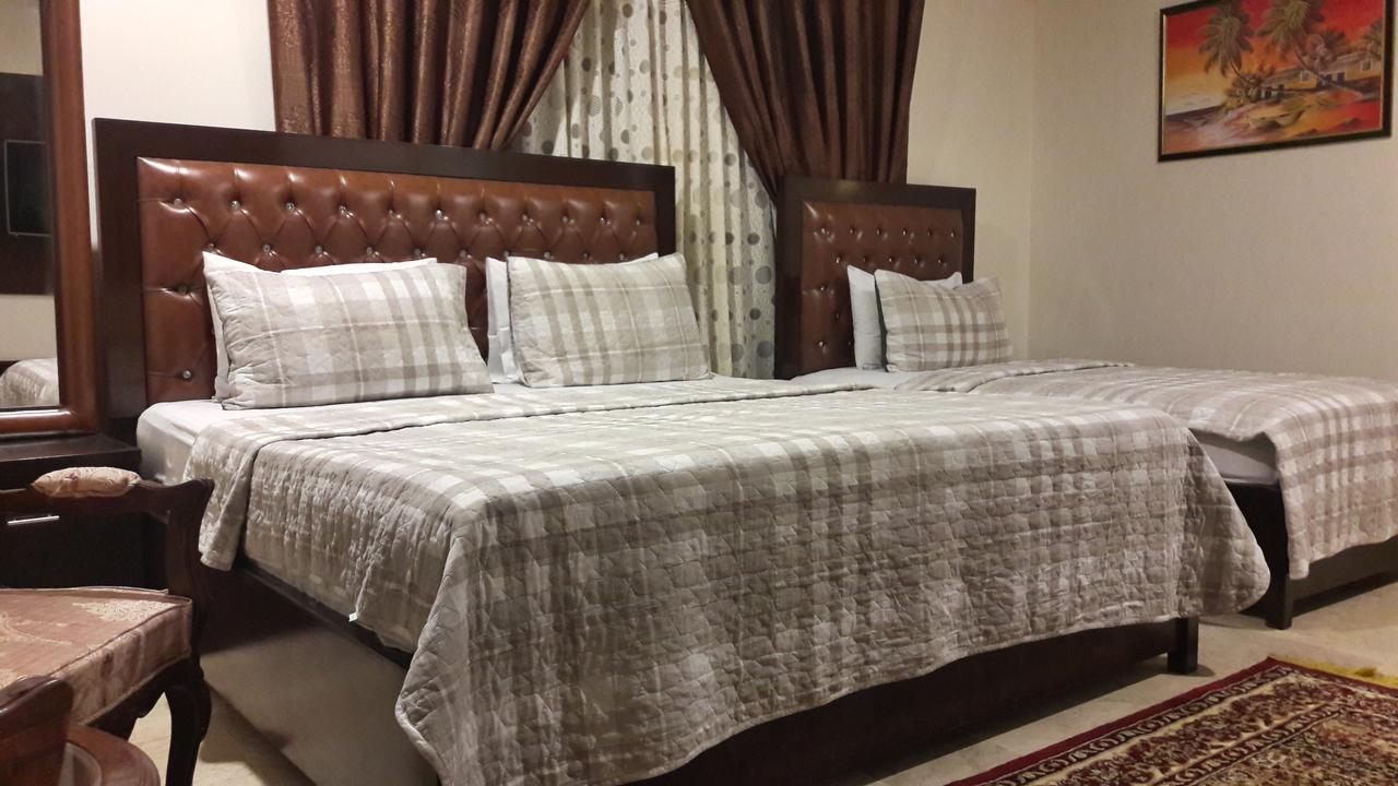 Hotel Seven 7 Карачі Екстер'єр фото