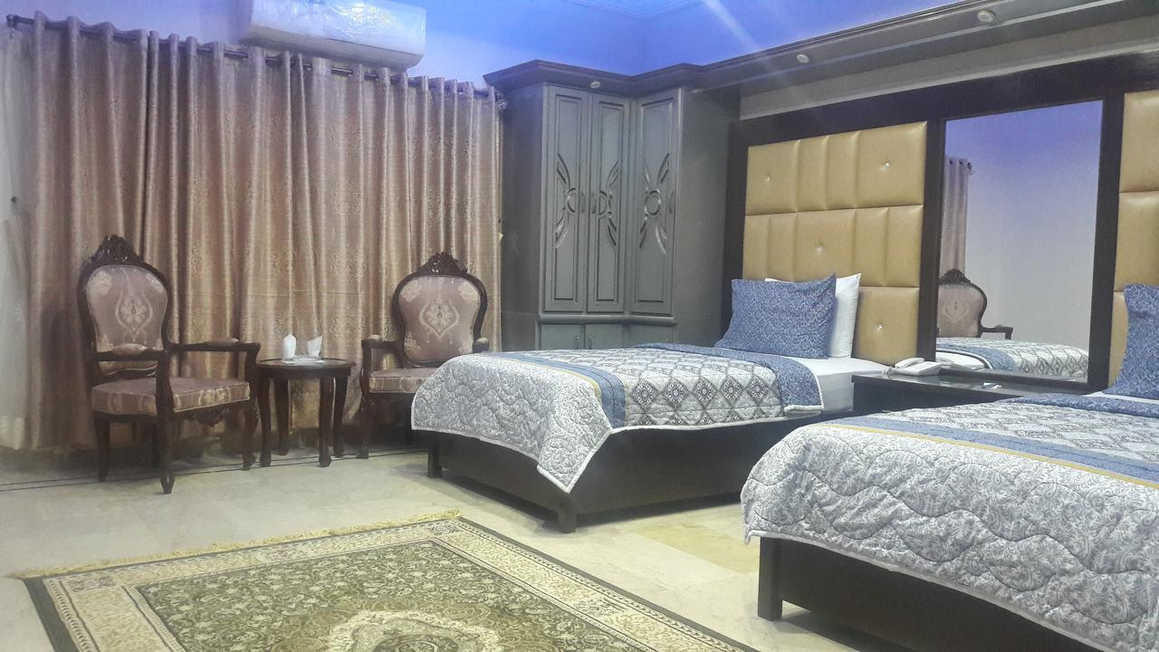 Hotel Seven 7 Карачі Екстер'єр фото