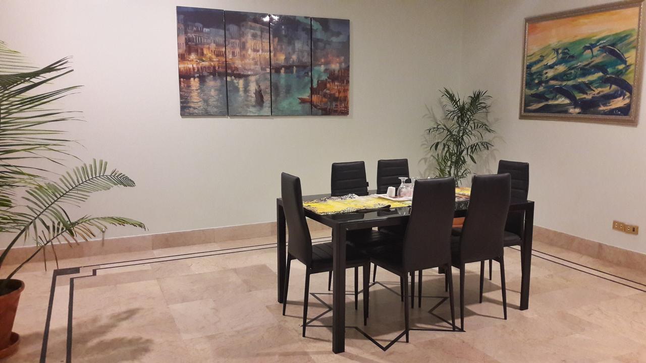 Hotel Seven 7 Карачі Екстер'єр фото
